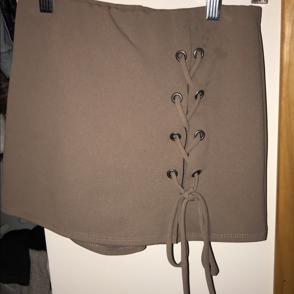 Skort